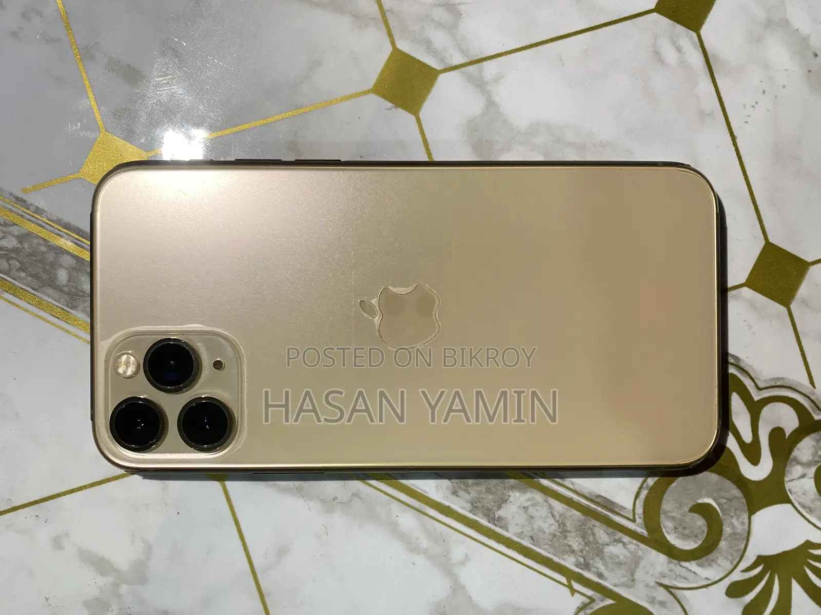 Apple iPhone 11 Pro . (Used)