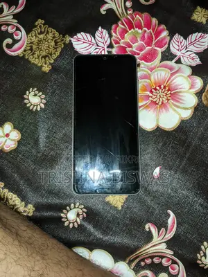 Selling Samsung Galaxy A05 (Used)
