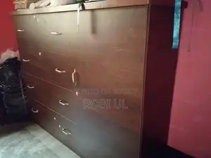 Wardrobe Sell