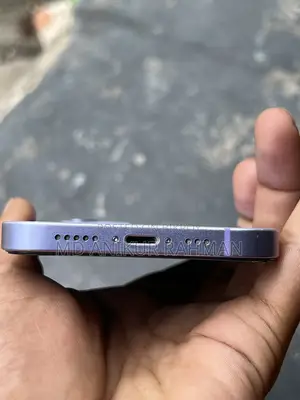 Apple iPhone 12 (64GB) (Used)