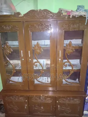 দেয়াল শোকেস