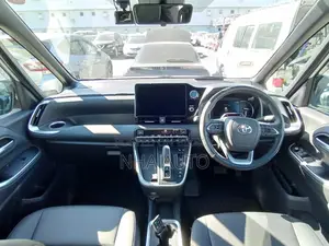 Toyota Noah HYBRID SZ PACKAGE 2022