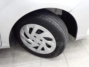 Toyota Fielder Hybrid EX pack 2021