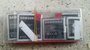 Huge Number All Model Old/new Battery Collection