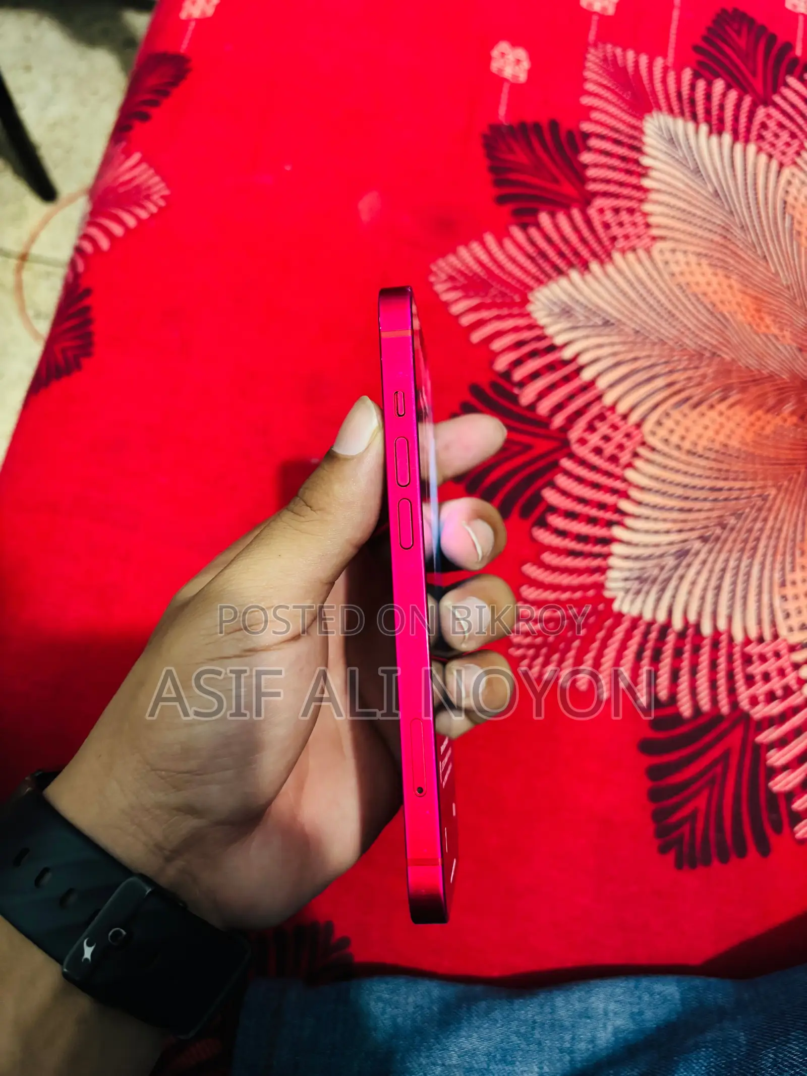 Apple iPhone 14 (Used)
