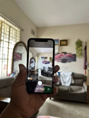 Apple iPhone 11 (Used)