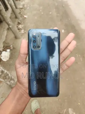 Vivo V19 8/128 (Used)