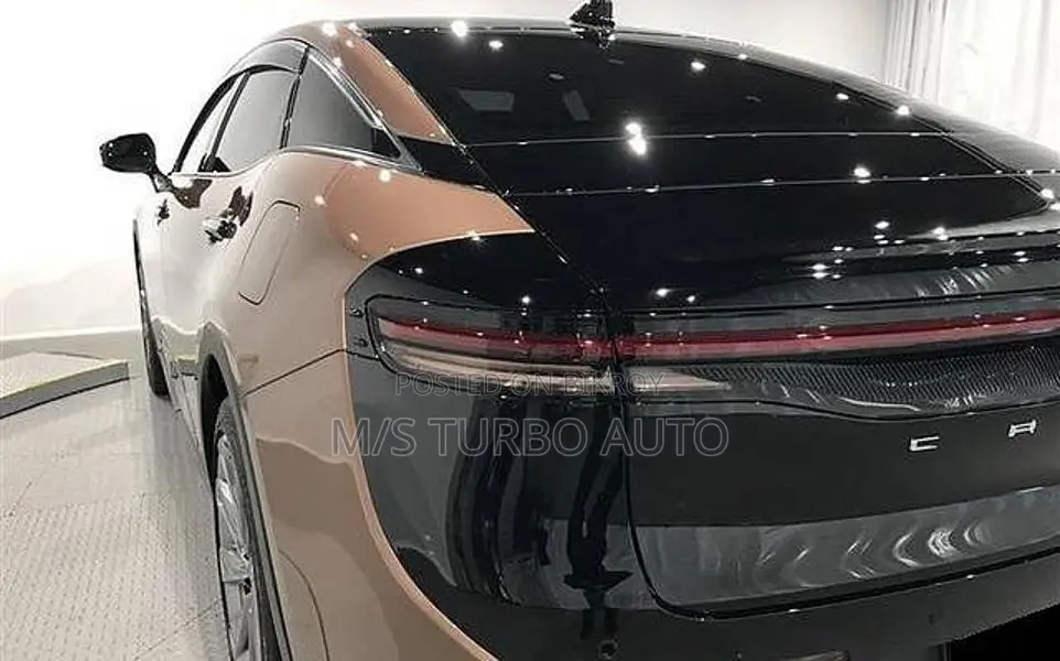 Toyota Crown 2022 Brown