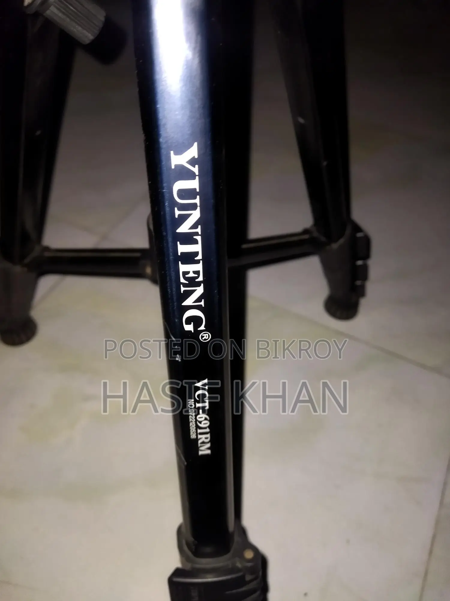 Tripod for sale