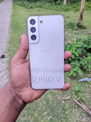 Samsung Galaxy S22 (Used)