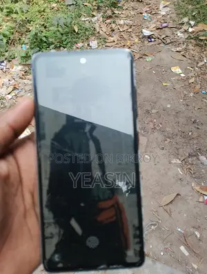 স্যামসাং গ্যালাক্সি এস২০ এফই ৮/১২৮ অফিসিয়াল ফোন (ব্যবহৃত)
