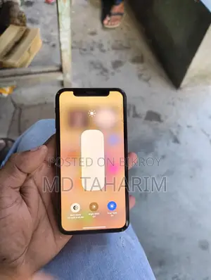 অ্যাপল আইফোন এক্সএস ৪/২৫৬ জিবি (ব্যবহৃত)