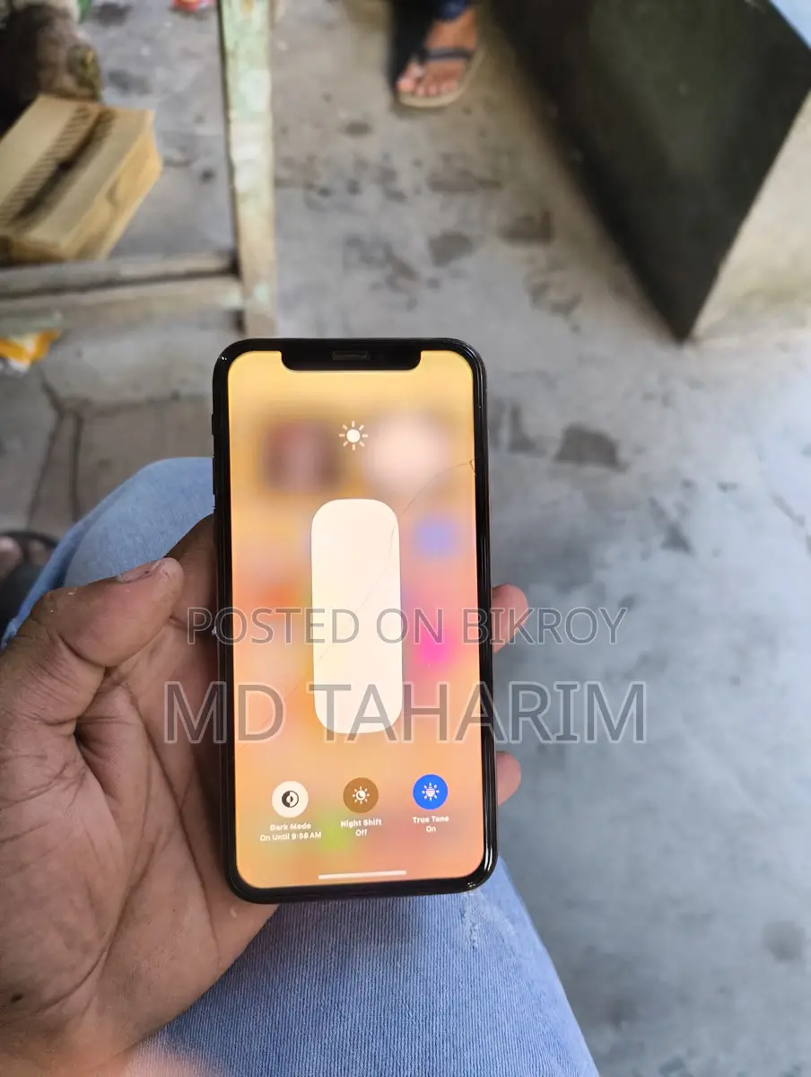 অ্যাপল আইফোন এক্সএস ৪/২৫৬ জিবি (ব্যবহৃত)