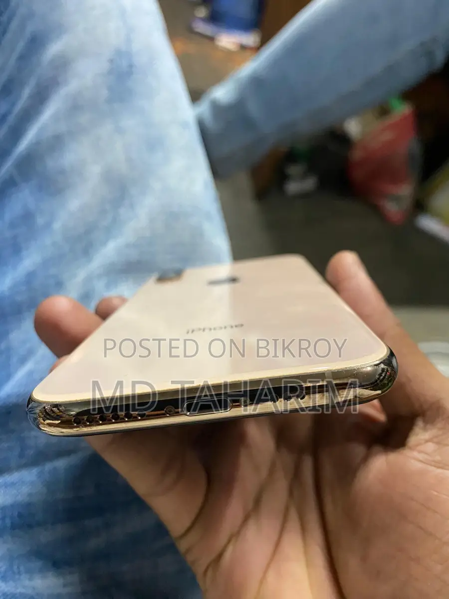 অ্যাপল আইফোন এক্সএস ৪/২৫৬ জিবি (ব্যবহৃত)