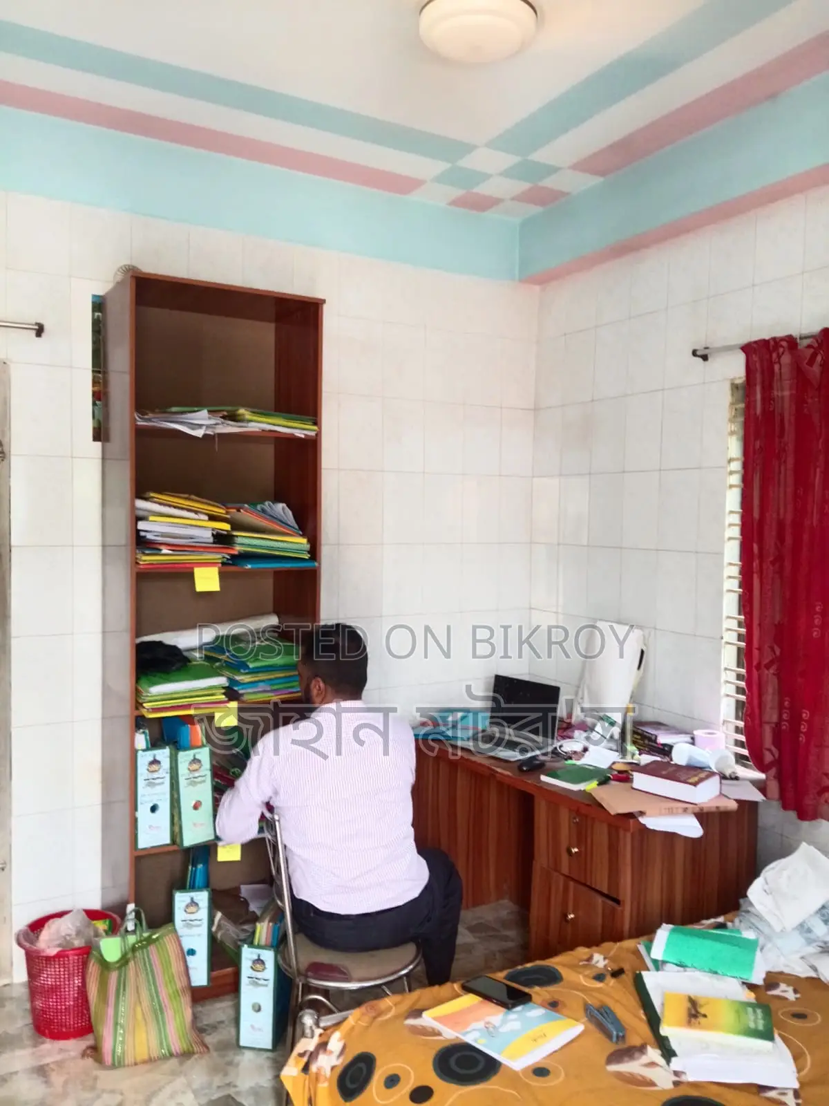 Rent a brand new 3-bedroom flat in Kushtia Sadar.