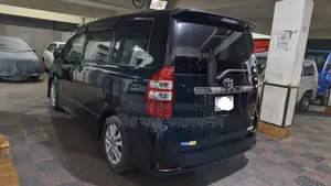 টয়োটা নোয়াহ এসআই পুশ স্টার্ট ২০১৩