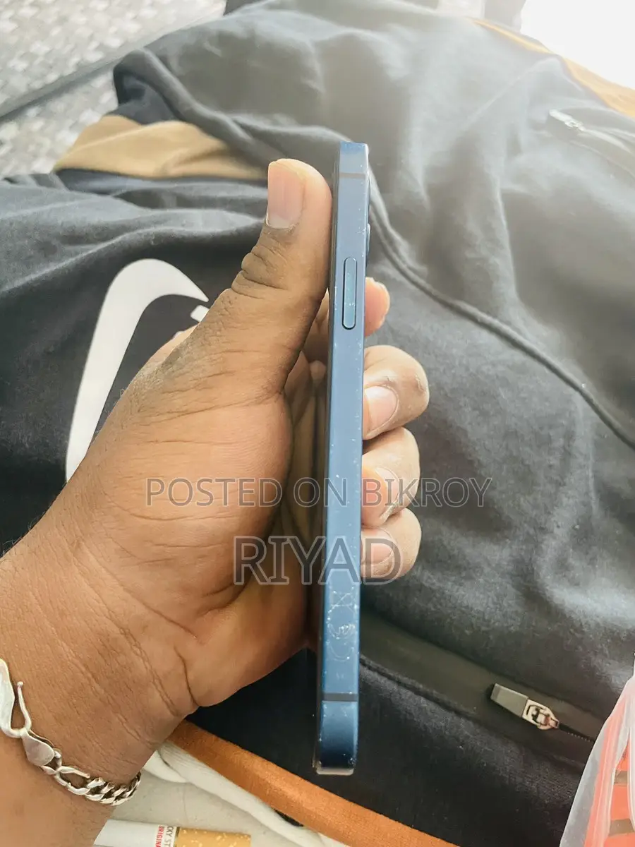 Apple iPhone 12 . (Used)