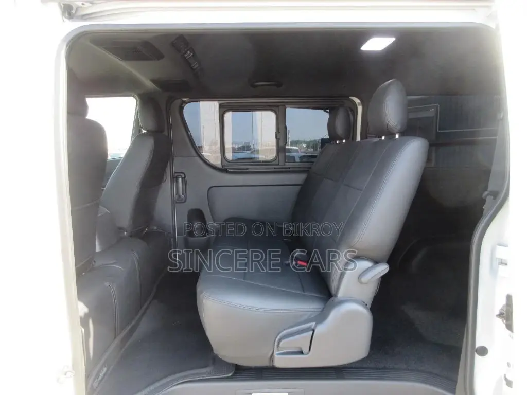 Toyota Hiace SUPER GL DARK PRIME2 2022