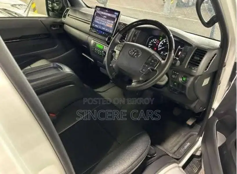Toyota Hiace SUPER GL DARK PRIME2 2022