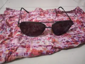 3 Stylish Sunglasses + Free Wristwatch