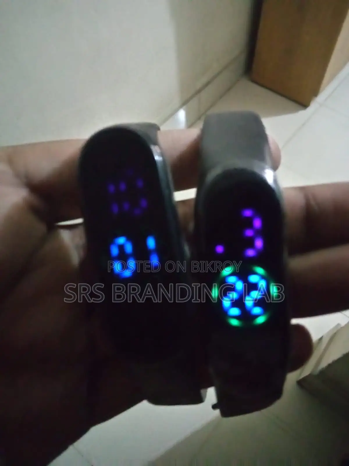 3 Stylish Sunglasses + Free Wristwatch
