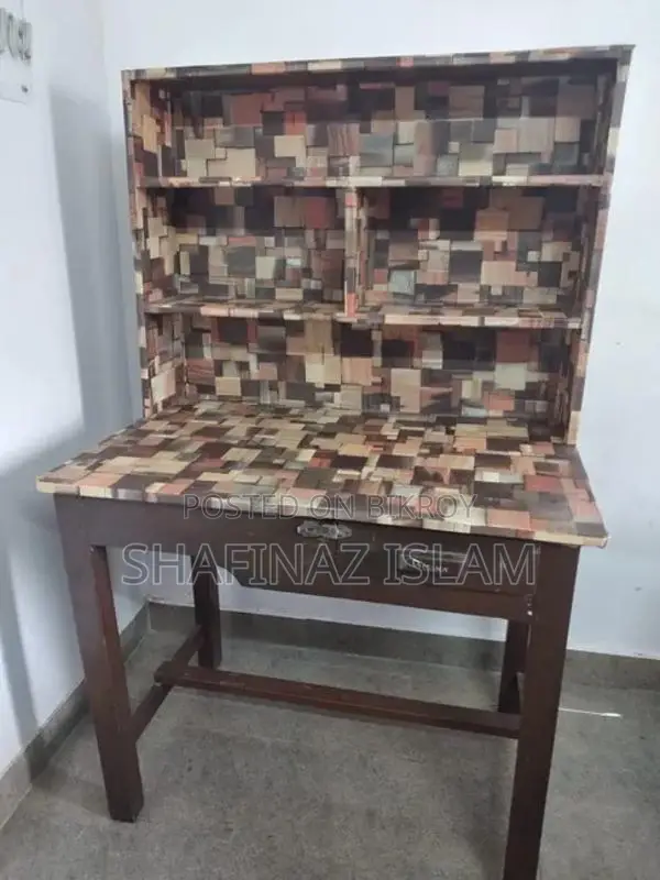 Kids Reading Table