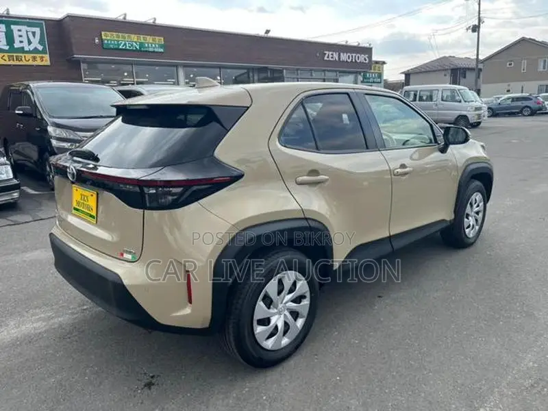 Toyota Yaris Cross Hybrid X package 2021