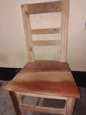 ব্যবহৃত চেয়ার টেবিল (কাঠের) বিক্রি করা হবে।