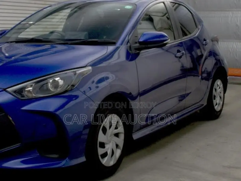 Toyota Yaris HYBRID 2021