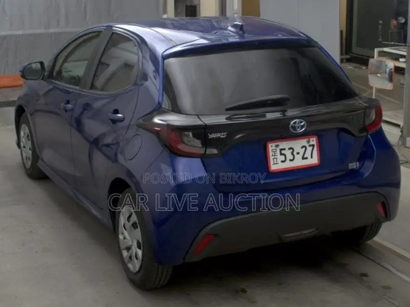 Toyota Yaris HYBRID 2021