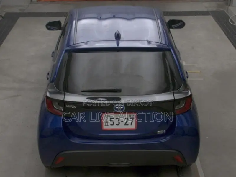 Toyota Yaris HYBRID 2021