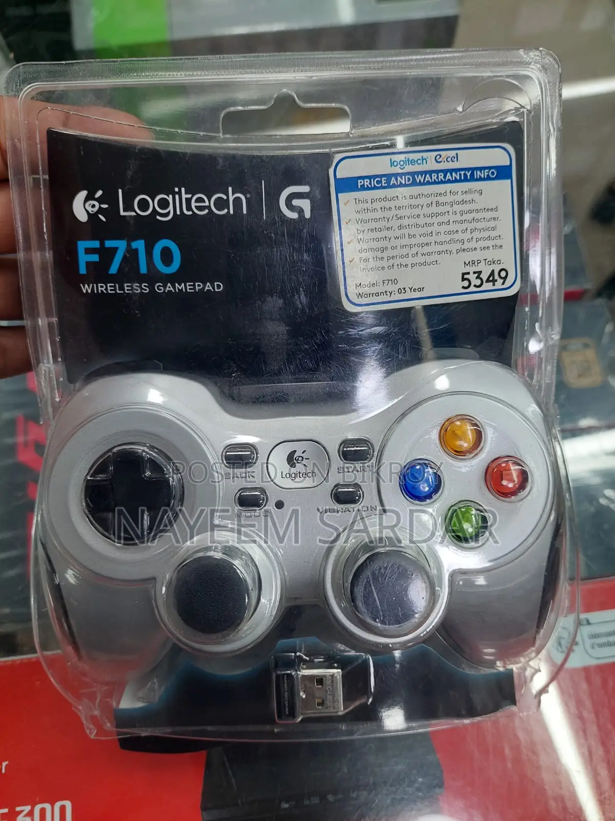 Logitech F710 Wireless Gamepad