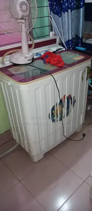 11kg Semi-Automatic Washing Machine for Sale.