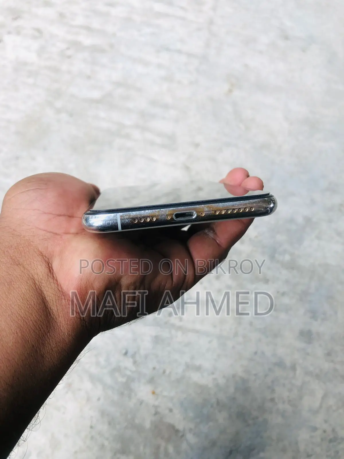 Apple iPhone 11 Pro Max (Used)