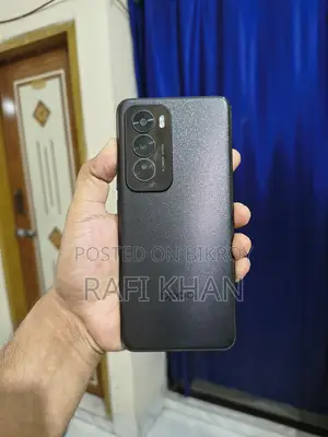 OPPO Reno 12 5G (12/512)Gb (Used)