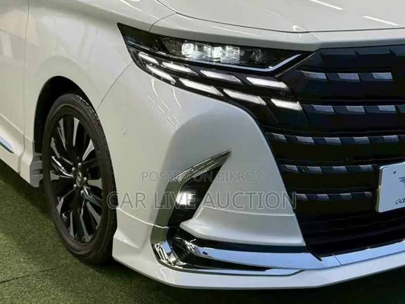 Toyota Alphard Hybrid Z 2023