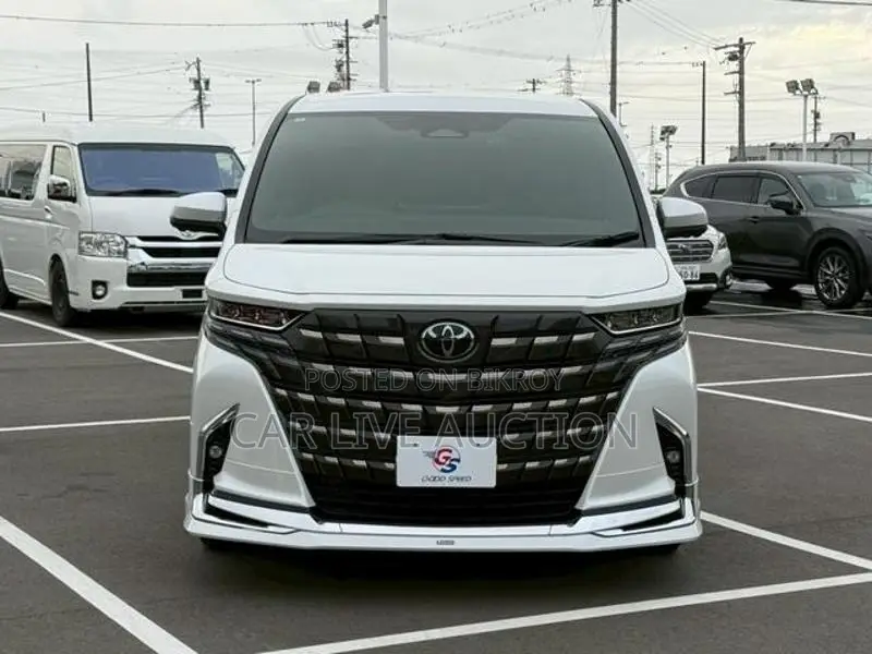Toyota Alphard Hybrid Z 2023