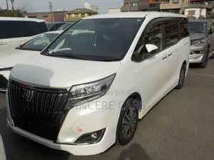 Toyota Esquire GI PREMIUM NON-HYB 2021