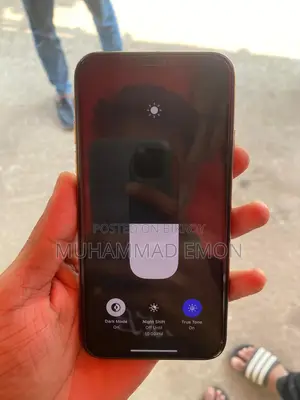Apple iPhone XS (Used)