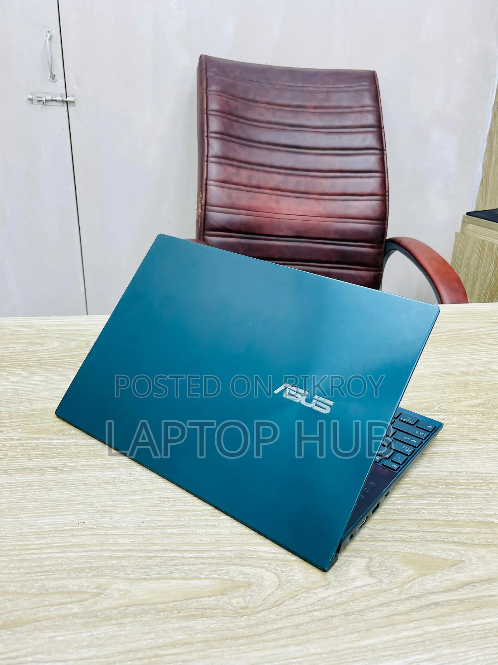 ZenBook Duo, intel i5-10 Gen|8 RAM+512 SSD, Dual Display