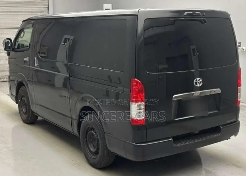 Toyota Hiace SUPER GL DARK PRIME2 2022