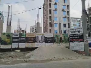 দৃঢ় ও মজবুত স্ট্রাকচার দক্ষিণমুখী আপার্টমেন্ট
