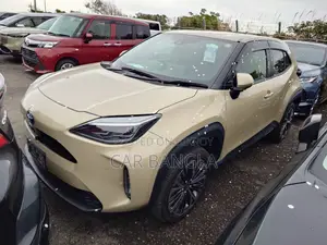 Toyota Yaris Cross 𝐙 𝐋𝐄𝐀𝐓𝐇𝐄𝐑 2021