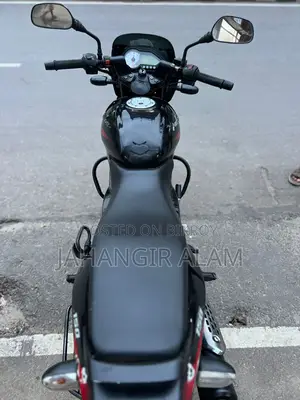 Bajaj Pulsar 2018