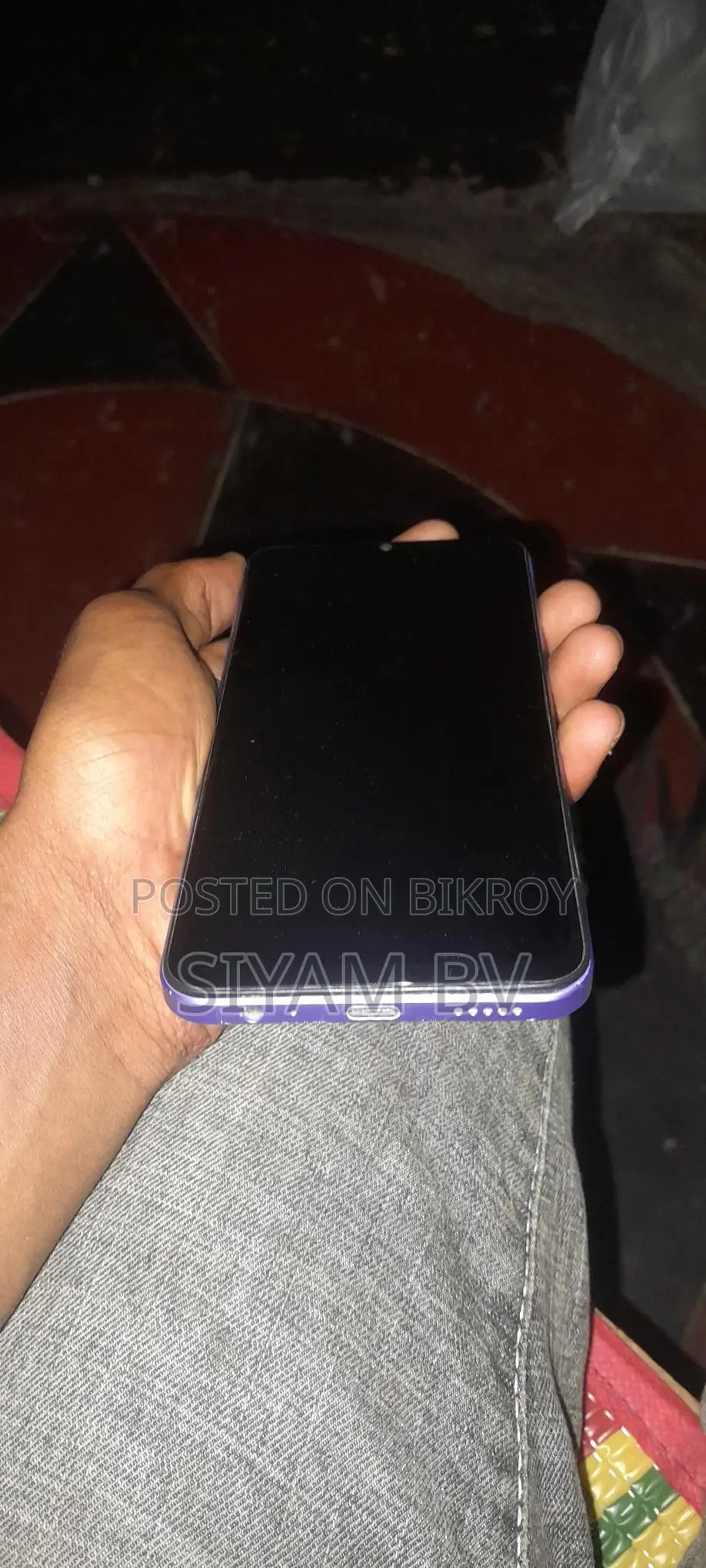 Vivo Y17s 6 128 (Used)