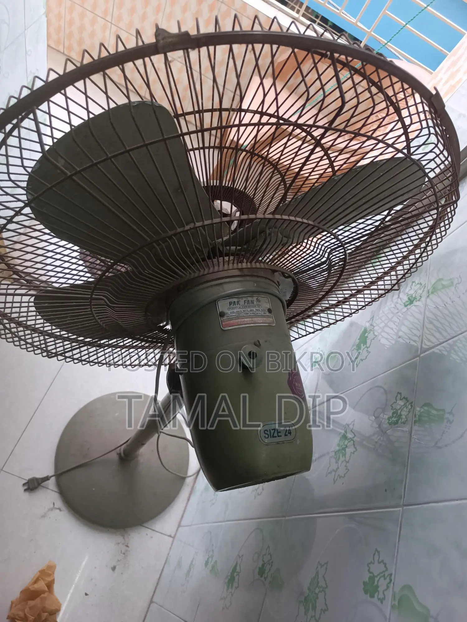24" Pakistani Pak Fan for Sale.