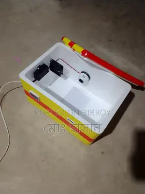 ডিম ফোটানো মেশিন