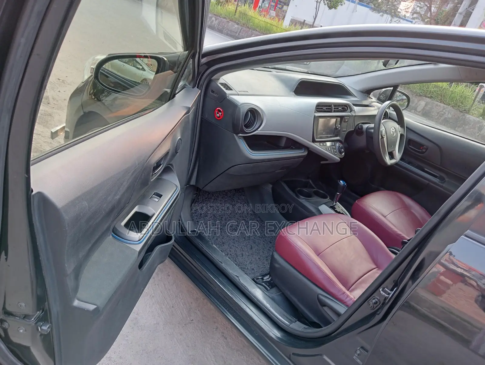Toyota Aqua G Pkg Push Start 2014