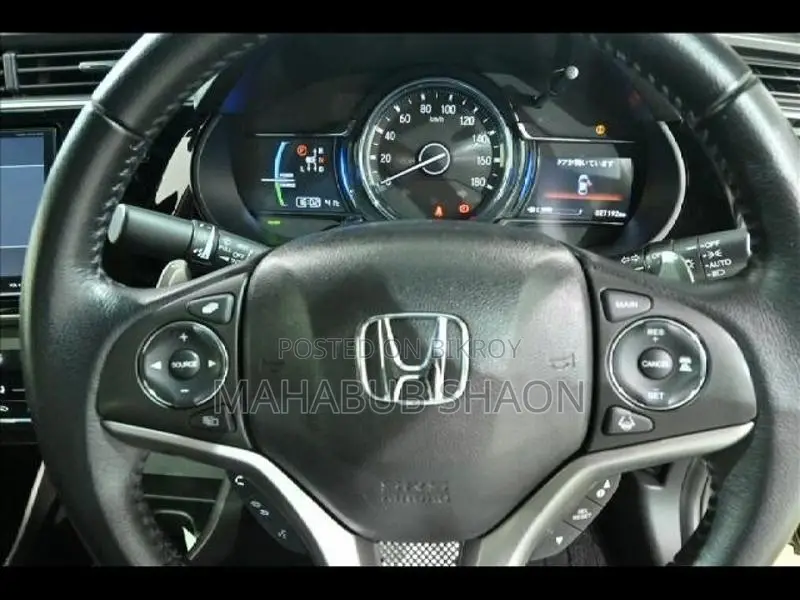 Honda Grace EX 2018