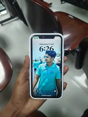 Apple iPhone 11 (Used)
